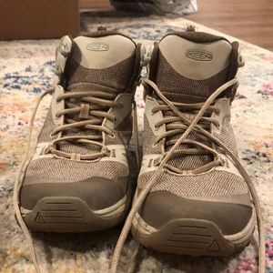 Keen water resistant hiking boots